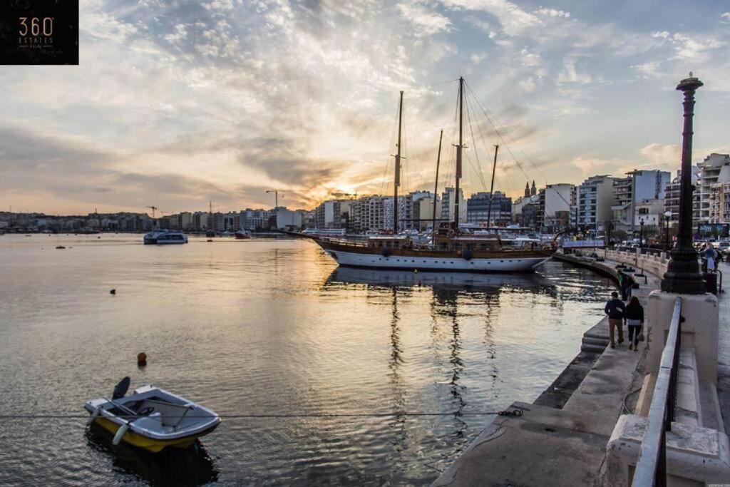 A Lovely 3 Bedroom, 3 Baths Home In The Centre Of Gzira By 360 Estates ภายนอก รูปภาพ